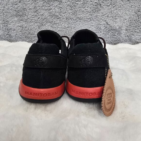 Manitobah Men's Makwa Slip-On Mukluk Black Suede Sizes New 60169 Waterproof - Picture 6 of 11